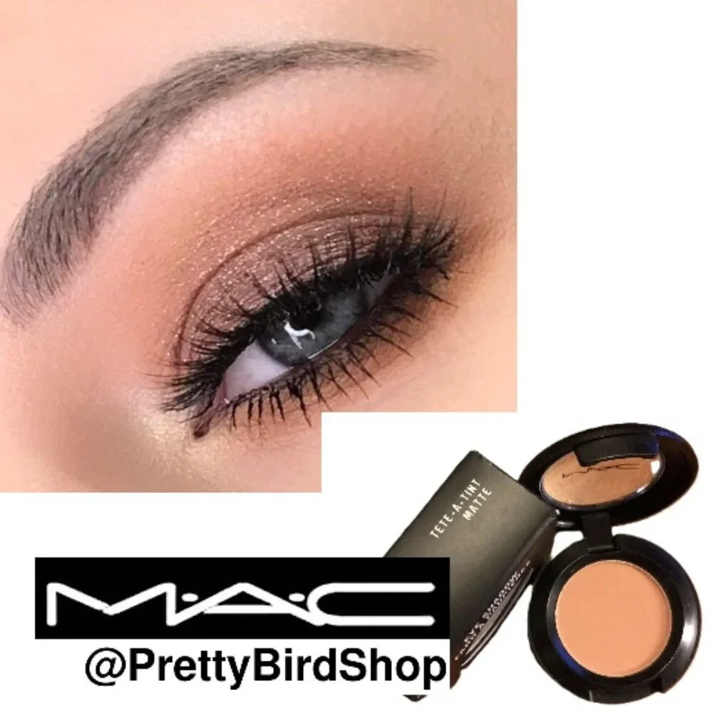 MAC 5 piece set! 2 eyeshadows + brows + clutch Limited Edition NEW holiday gift